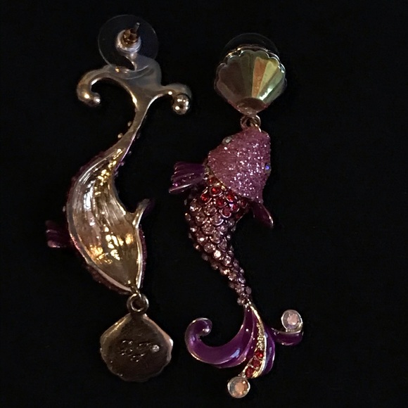 Betsey Johnson mismatch pink fish - Picture 8 of 11